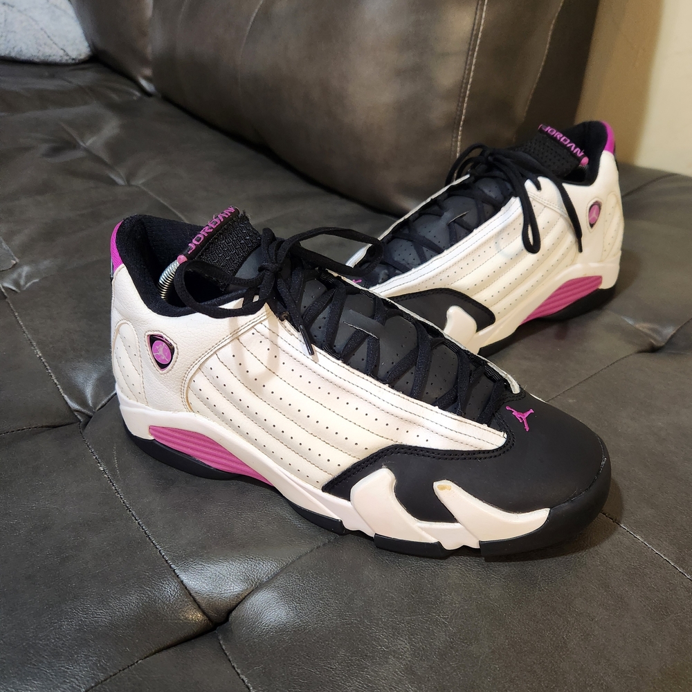 Jordan Retro 14s Size 9 Youth/Men or Women Size 10.5